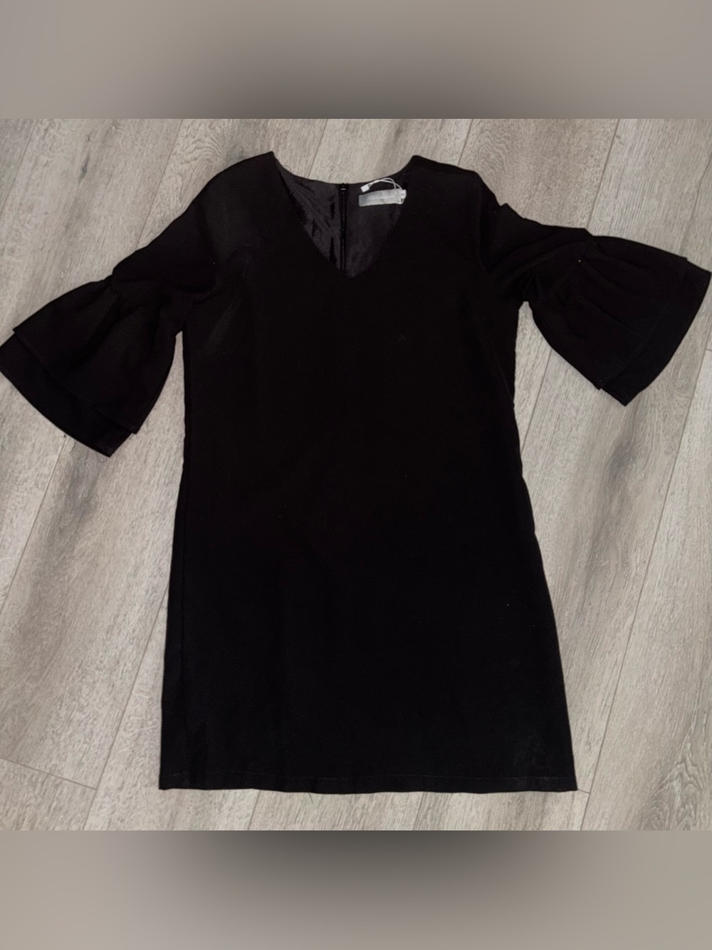 Black V-Neck Shift Dress with Puff Sleeves